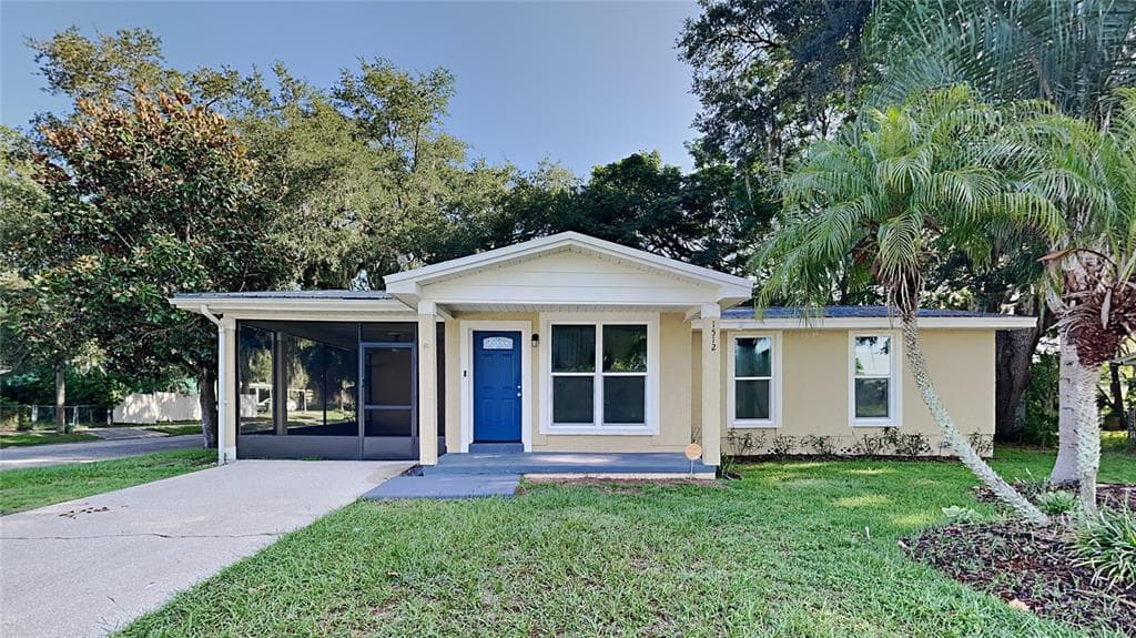 1512 LANCASTER AVENUE LEESBURG, FL 34748