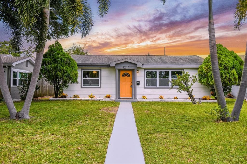 4211 6TH AVENUE N ST PETERSBURG, FL 33713