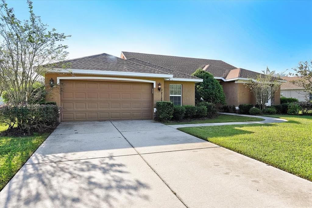 12122 CREEK EDGE DRIVE