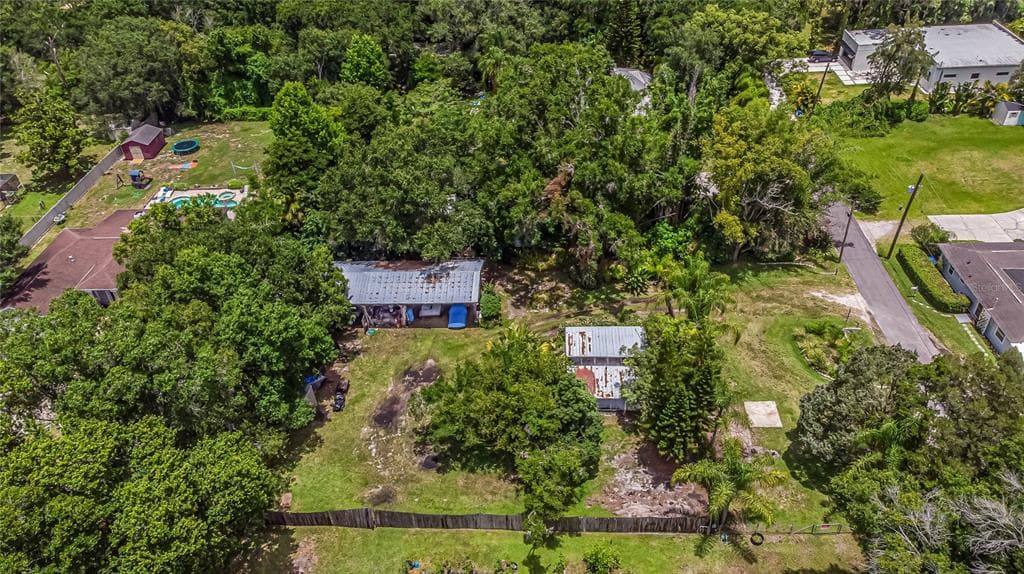 CROOKED LANE LUTZ, FL 33548