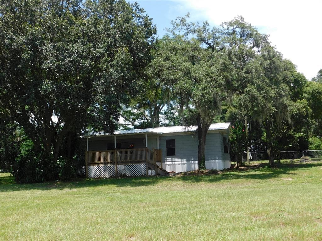 9781 SILVERBEND DRIVE DADE CITY, FL 33525
