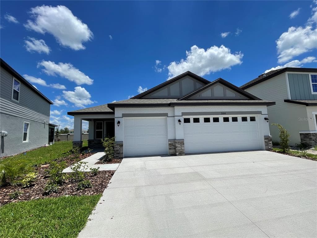 7684 ABBY BROOKS CIRCLE WESLEY CHAPEL, FL 33545