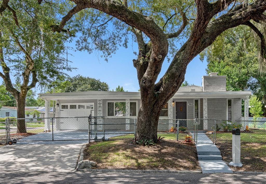 3912 E CHELSEA STREET TAMPA, FL 33610