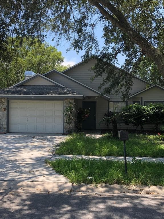 5116 PLANTATION HOLIDAY, FL 34690