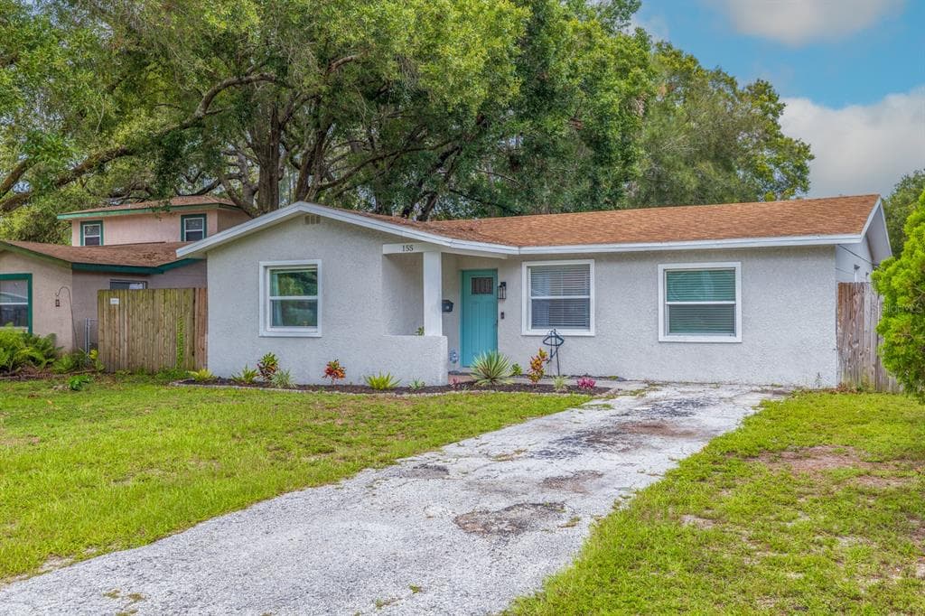 155 SE MONROE CIRCLE N ST PETERSBURG, FL 33703