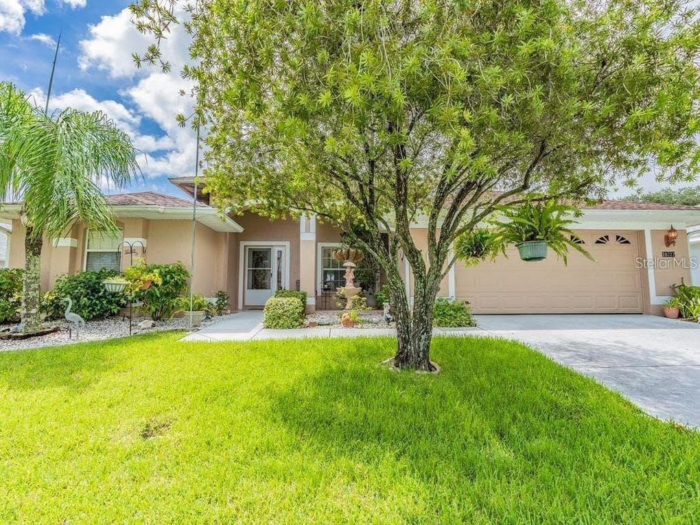 10222 MOSHIE LANE SAN ANTONIO, FL 33576