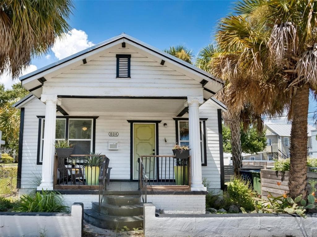 804 E HENDERSON AVENUE TAMPA, FL 33602