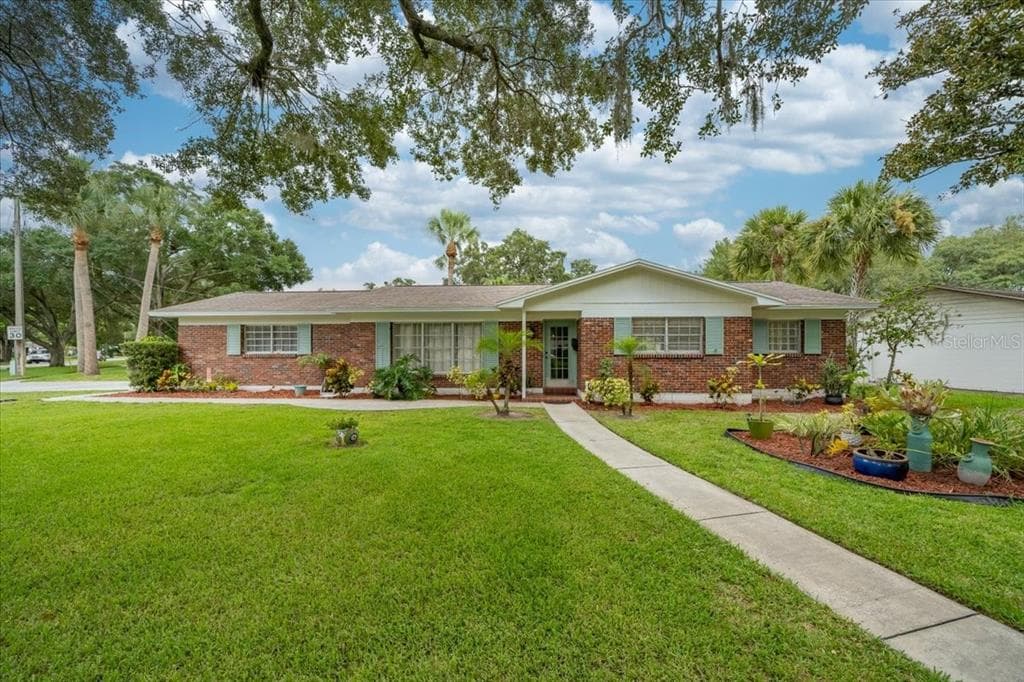 10505 LAKE CARROLL WAY TAMPA, FL 33618