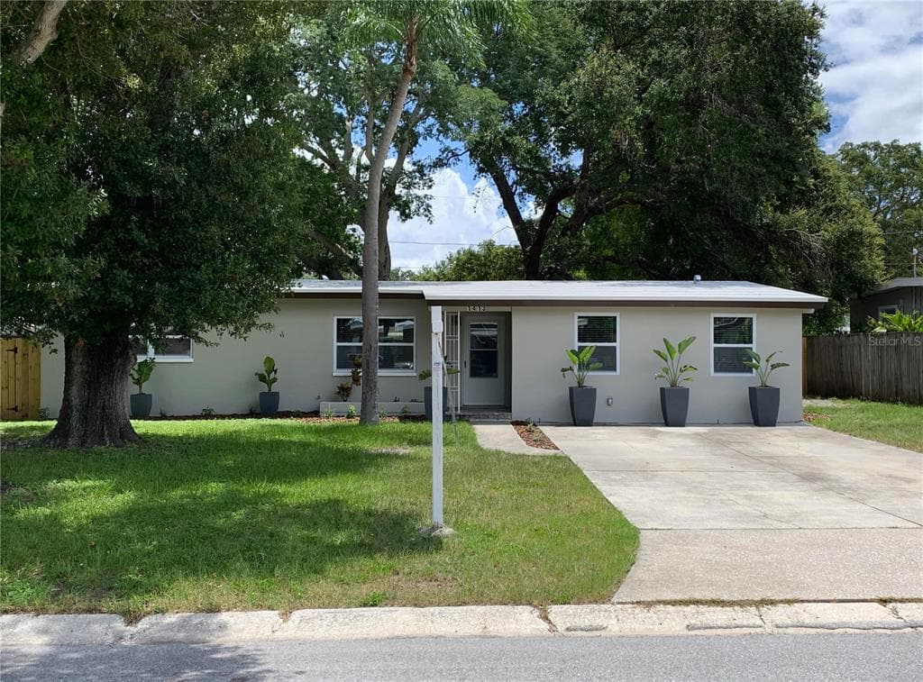 1413 LYNN AVENUE CLEARWATER, FL 33755