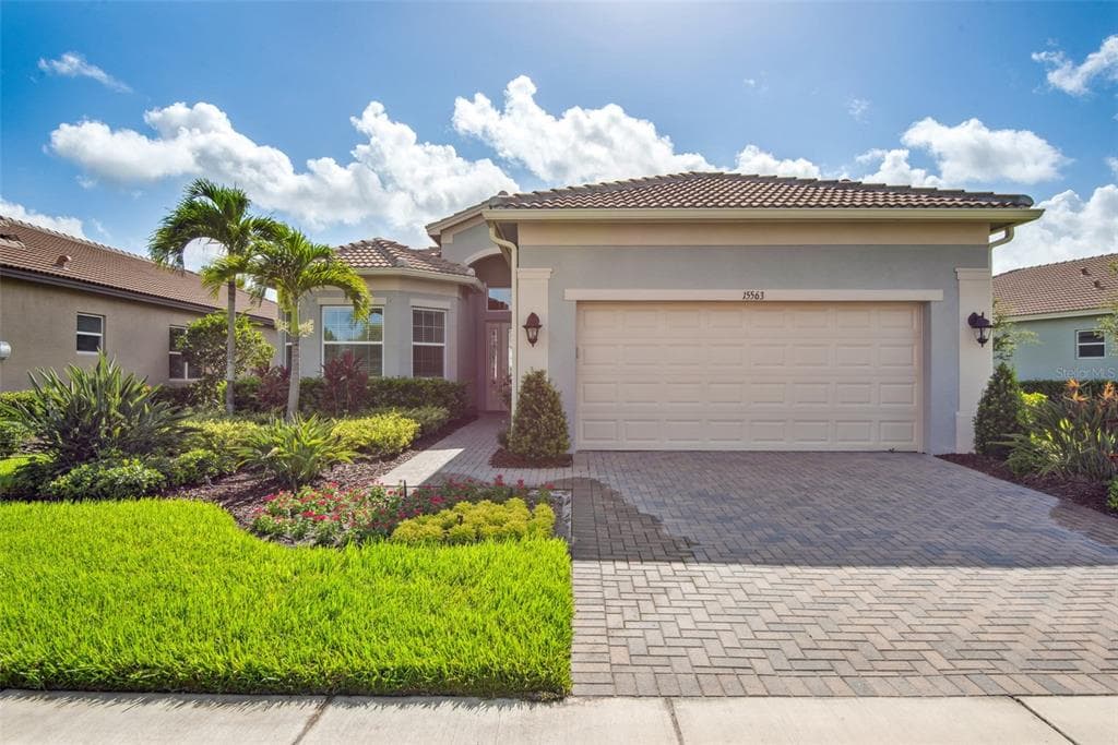 15563 CORONA DEL MAR DRIVE WIMAUMA, FL 33598