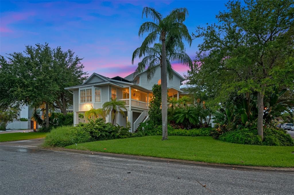 940 59TH AVENUE ST PETE BEACH, FL 33706