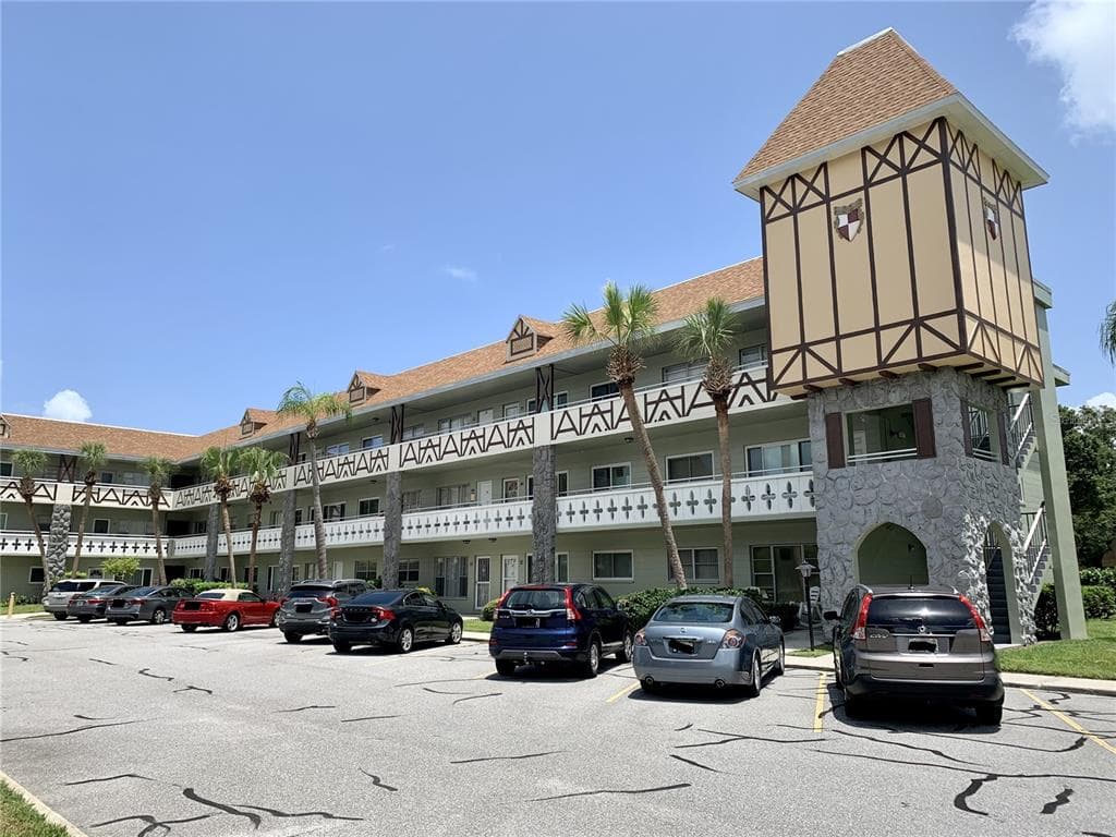 2448 COLUMBIA DRIVE UNIT 18 CLEARWATER, FL 33763