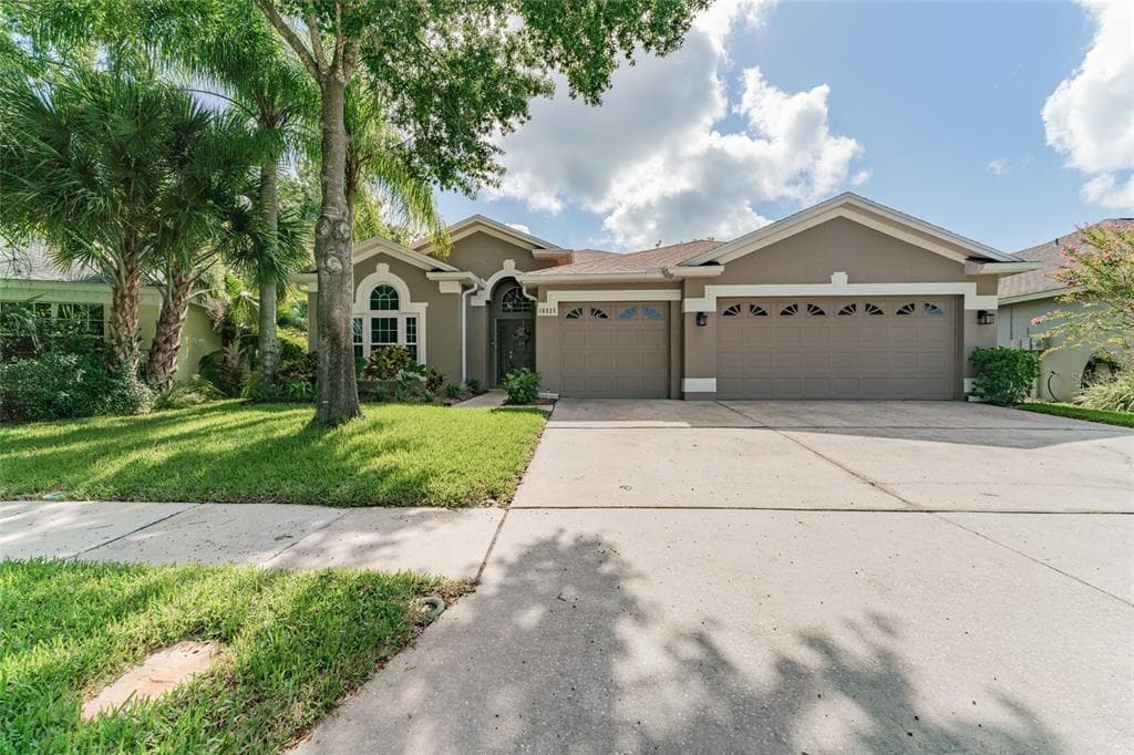 10525 WEYBRIDGE DRIVE