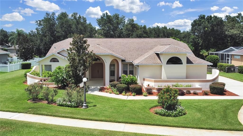2806 COMMONWEALTH AVENUE VALRICO, FL 33594