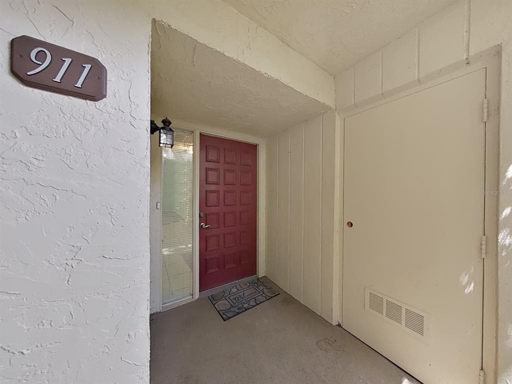 700 STARKEY ROAD UNIT 911 LARGO, FL 33771