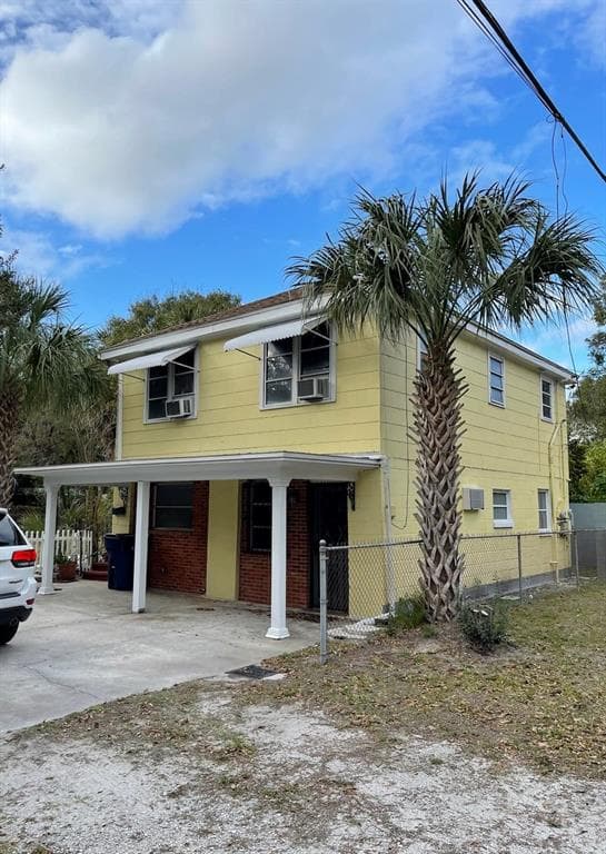 3301 WEST WOODLAWN AVENUE UNIT 2 TAMPA, FL 33625