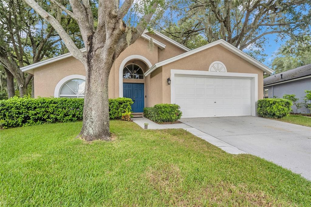 4404 PRESTON WOODS DRIVE VALRICO, FL 33596