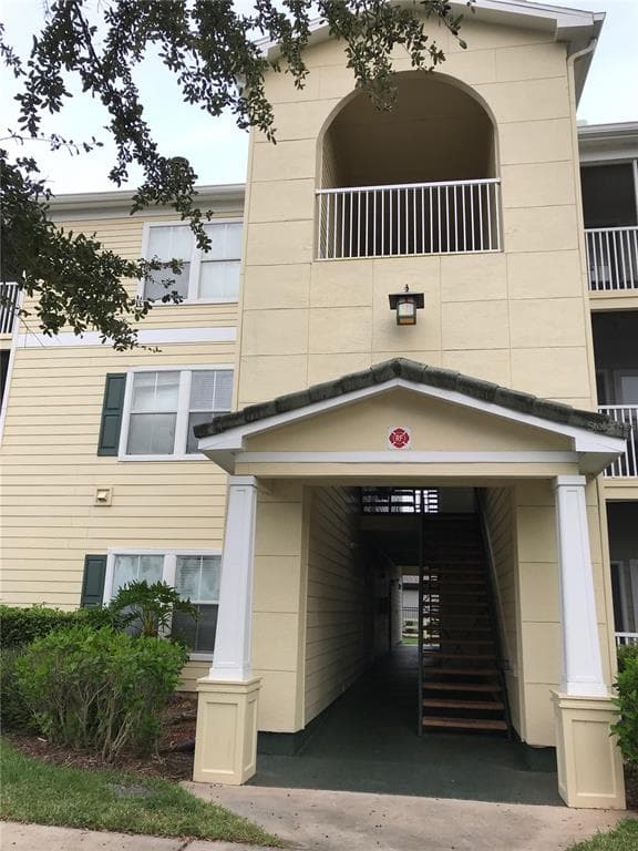 18425 BRIDLE CLUB DRIVE TAMPA, FL 33647