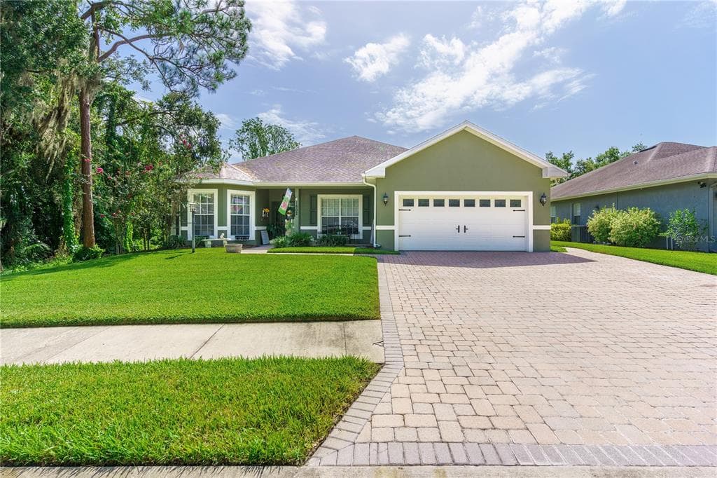 1602 OAKWOOD ESTATES DRIVE PLANT CITY, FL 33563