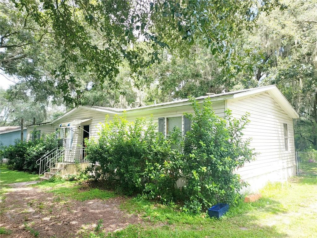 4810 MYRTLE VIEW DRIVE N MULBERRY, FL 33860
