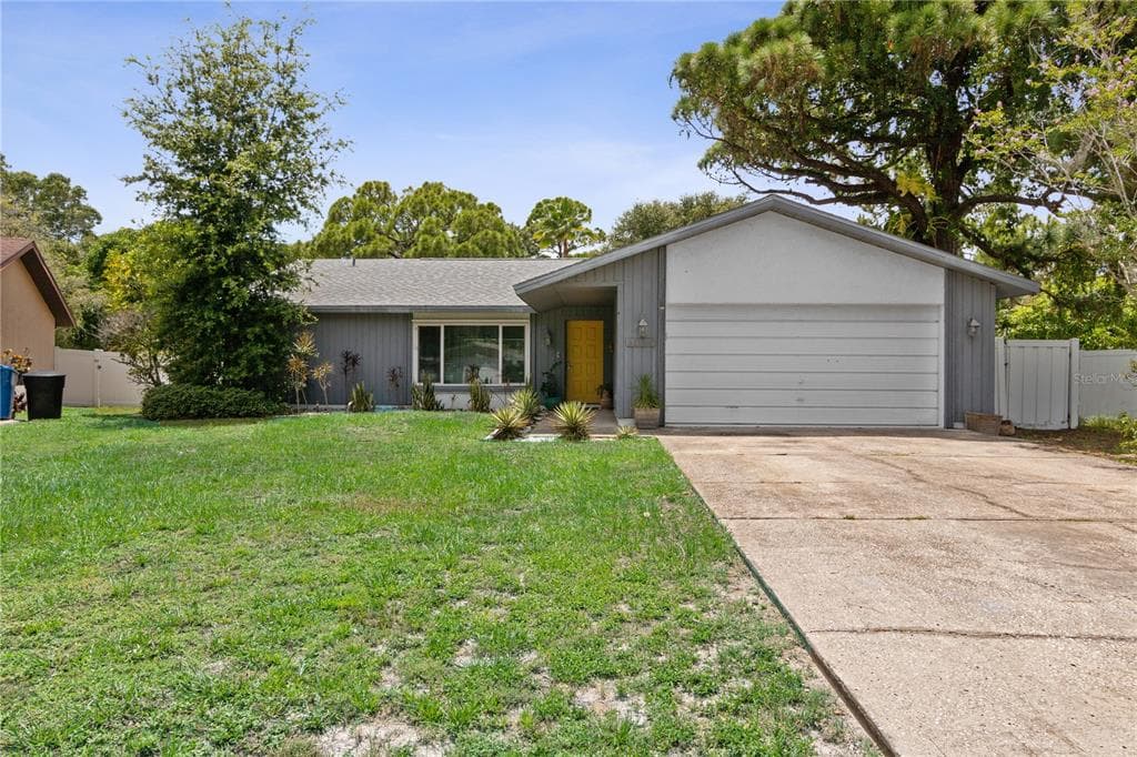 6069 18TH STREET S ST PETERSBURG, FL 33712