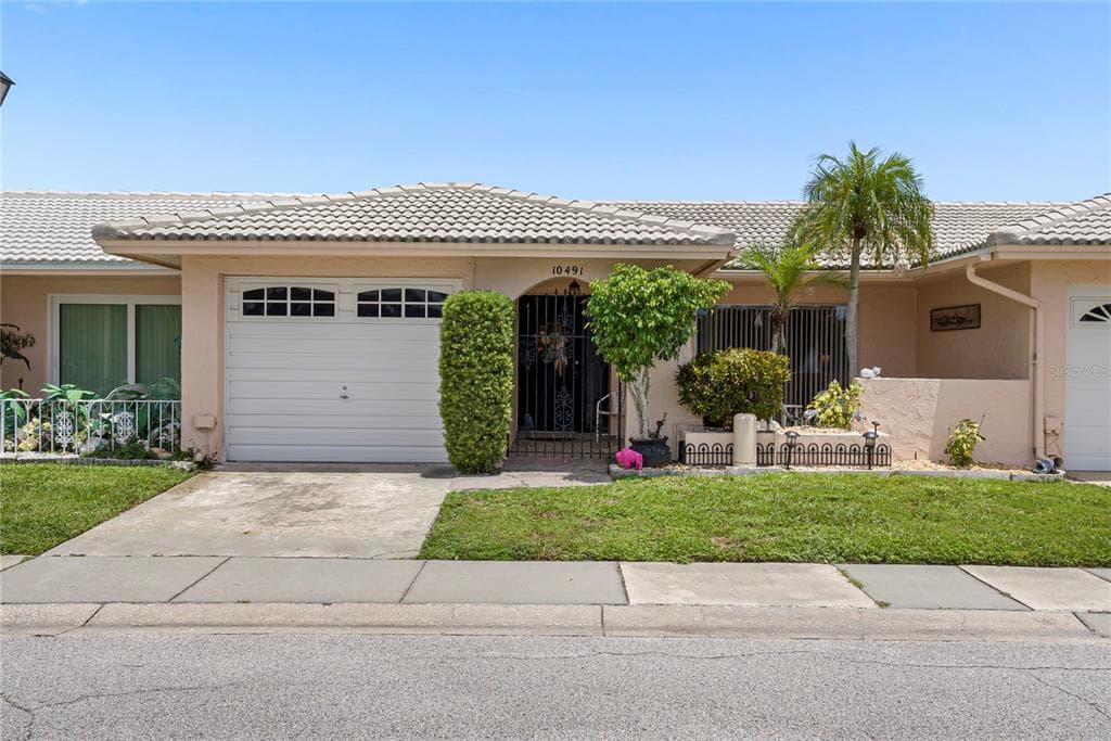 10491 AZALEA PARK DRIVE N PINELLAS PARK, FL 33782