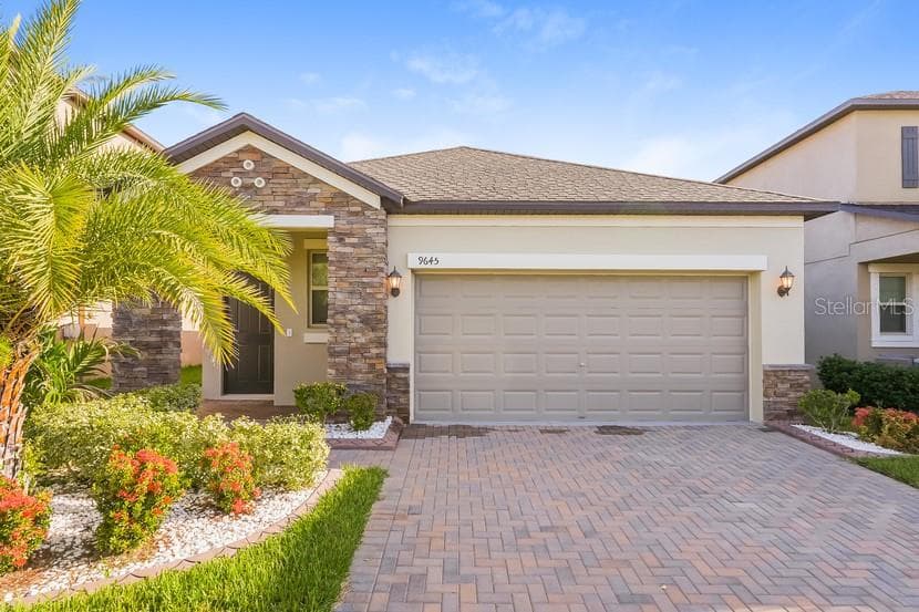 9645 IVORY DRIVE SUN CITY CENTER, FL 33573