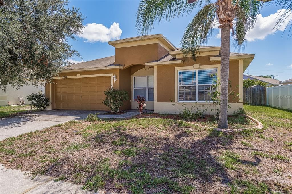 6226 CHAPEL PINES BOULEVARD WESLEY CHAPEL, FL 33545