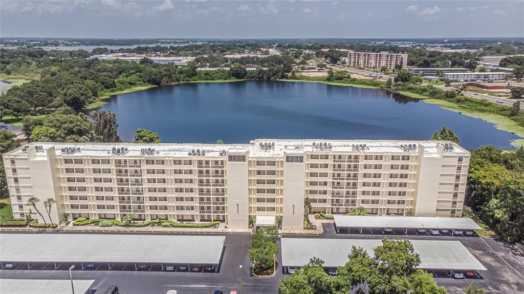 700 MIRROR TERRACE UNIT 108 WINTER HAVEN, FL 33881
