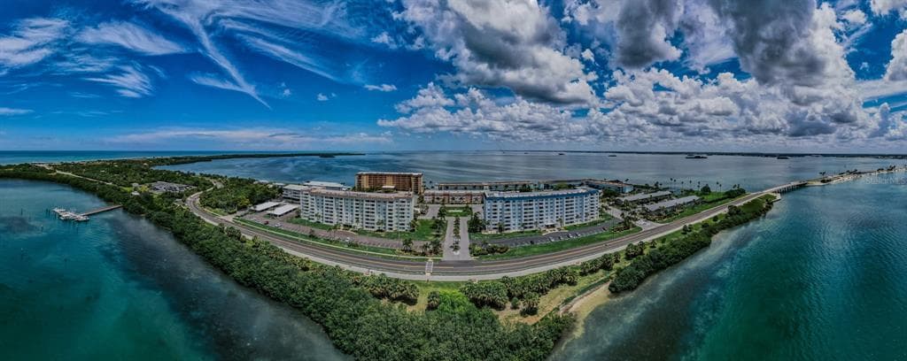 7 DUNOON PLACE UNIT 212 DUNEDIN, FL 34698