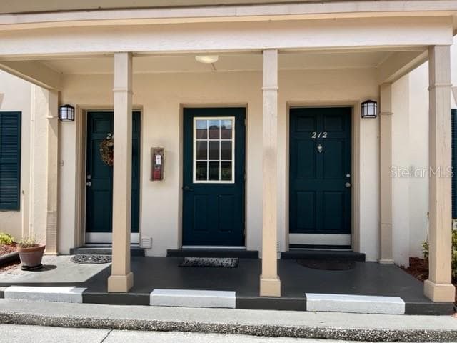 10360 CARROLLWOOD LANE UNIT 217 TAMPA, FL 33618