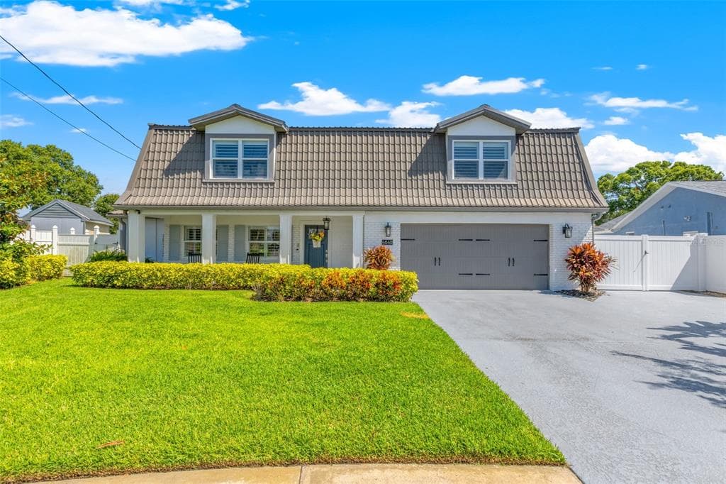 4640 BAY CREST DRIVE TAMPA, FL 33615