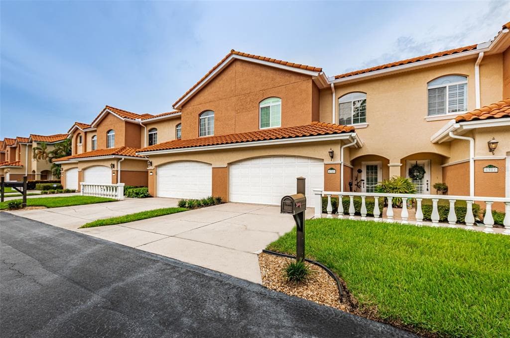 6319 VISTA VERDE DRIVE E GULFPORT, FL 33707