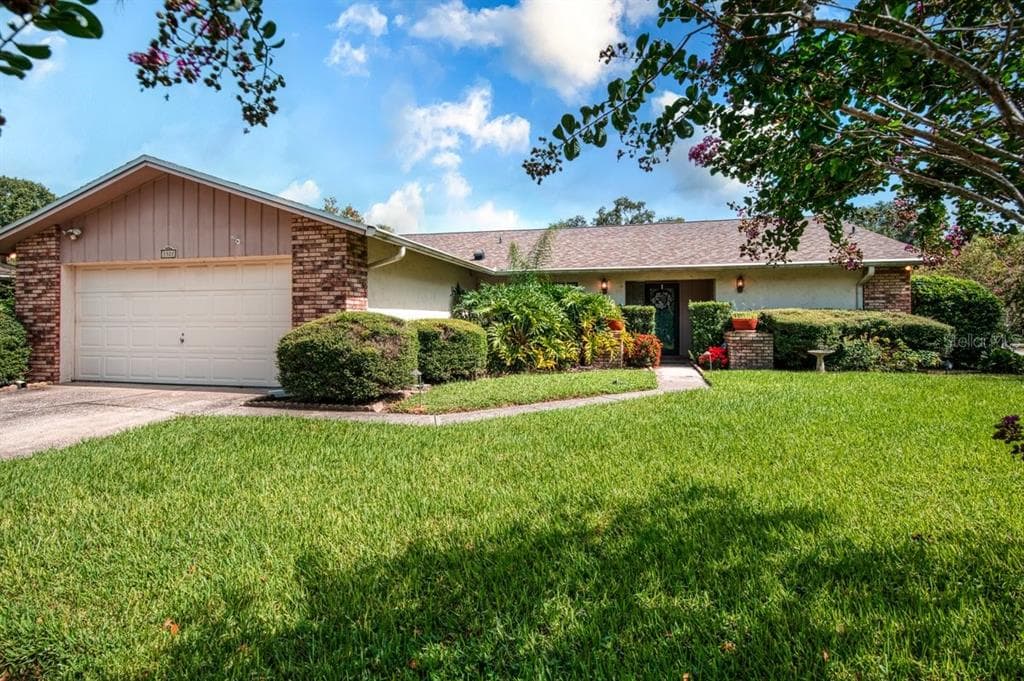 3322 FOXRIDGE CIRCLE