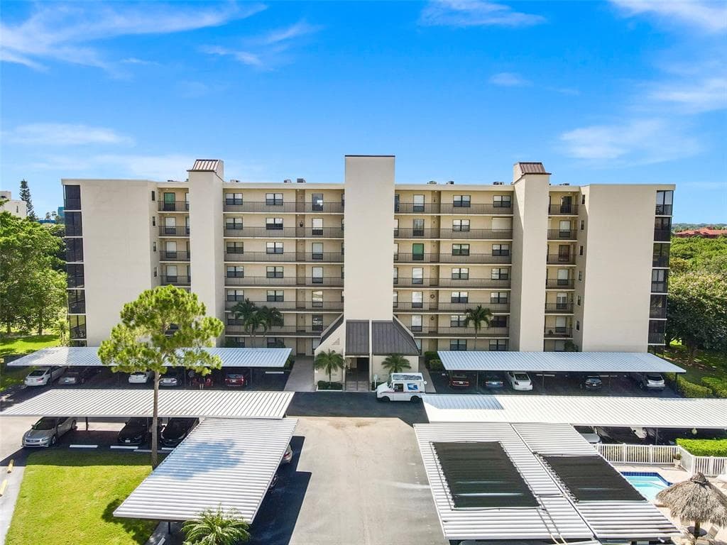 3200 COVE CAY DRIVE UNIT 1B CLEARWATER, FL 33760