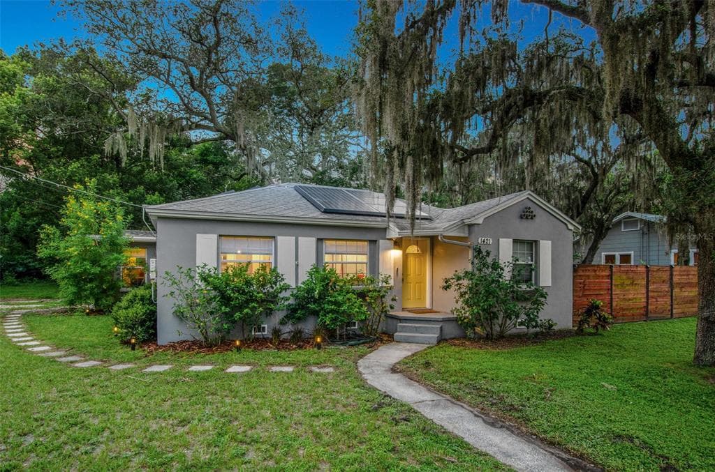 1421 E HANNA AVENUE TAMPA, FL 33604