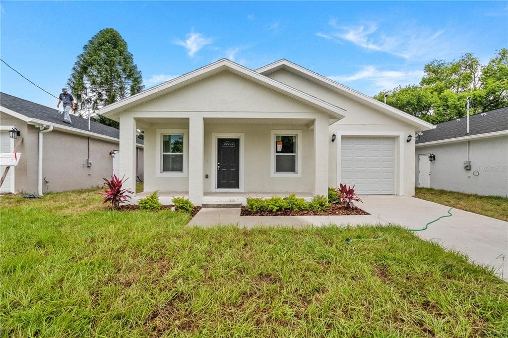 8504 N 16TH STREET TAMPA, FL 33604