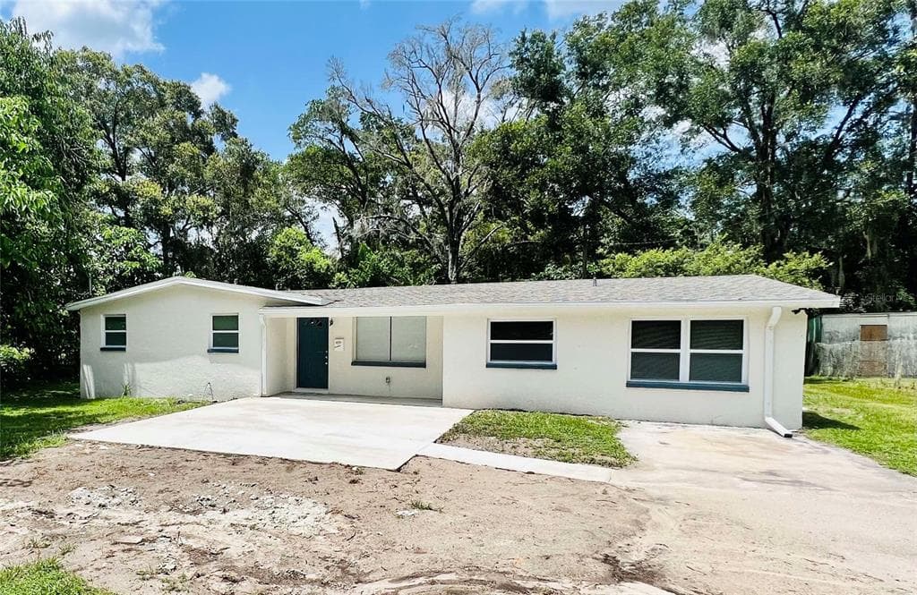 11431 THOMAS ROAD SEFFNER, FL 33584