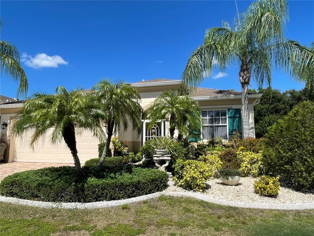 822 KING LEON WAY SUN CITY CENTER, FL 33573