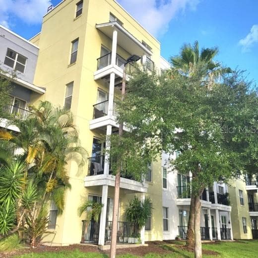 1501 DOYLE CARLTON DRIVE UNIT 404 TAMPA, FL 33602
