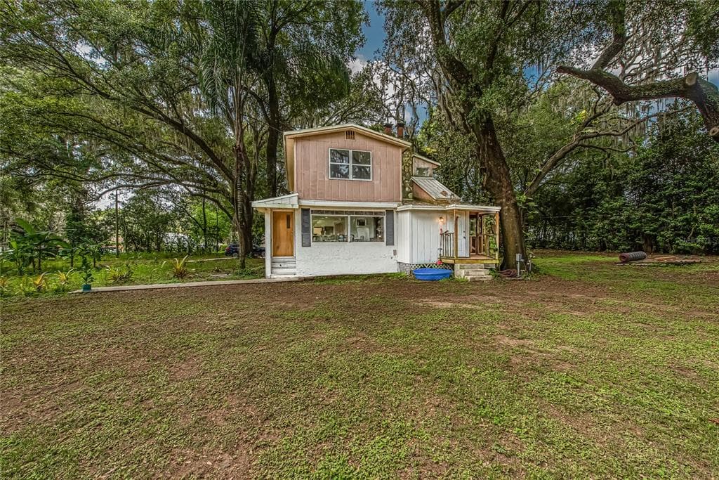 3404 BLOOMINGDALE AVENUE VALRICO, FL 33596