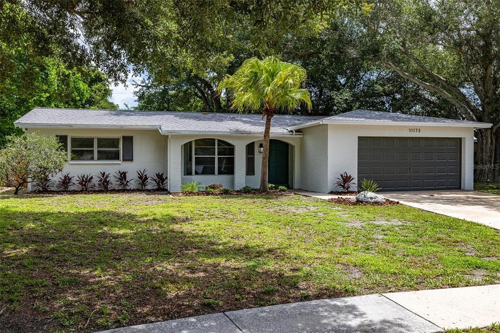 11173 110TH WAY SEMINOLE, FL 33778