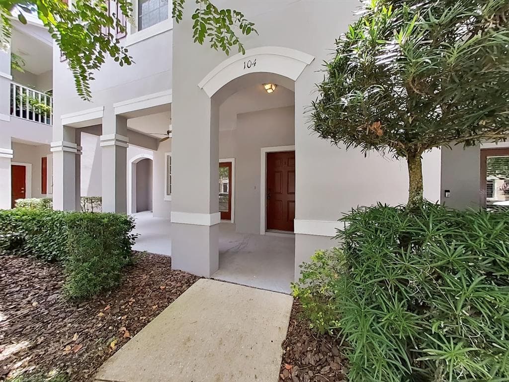 9418 W PARK VILLAGE DRIVE UNIT 104