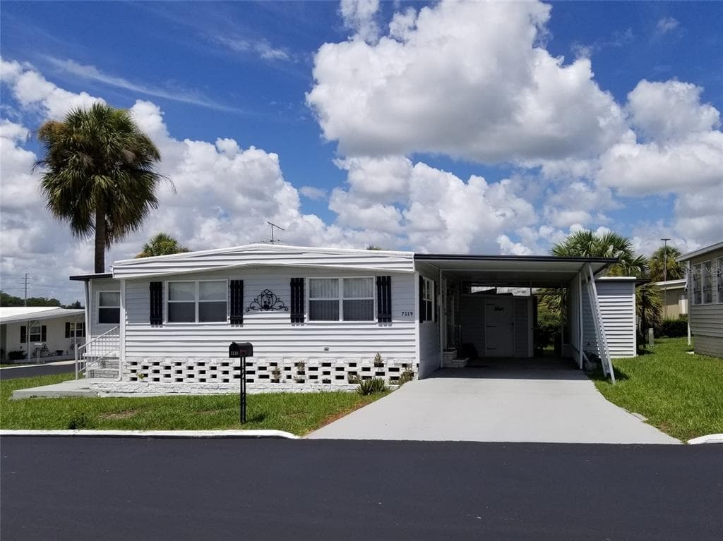 7119 EL DEWITT STREET ZEPHYRHILLS, FL 33541