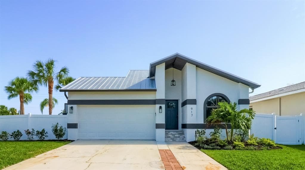 917 SHAGOS DRIVE APOLLO BEACH, FL 33572