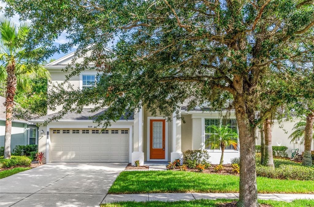 8108 HAMPTON LAKE DRIVE TAMPA, FL 33647