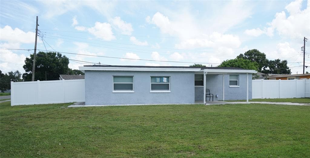 4545 W BURKE STREET TAMPA, FL 33614