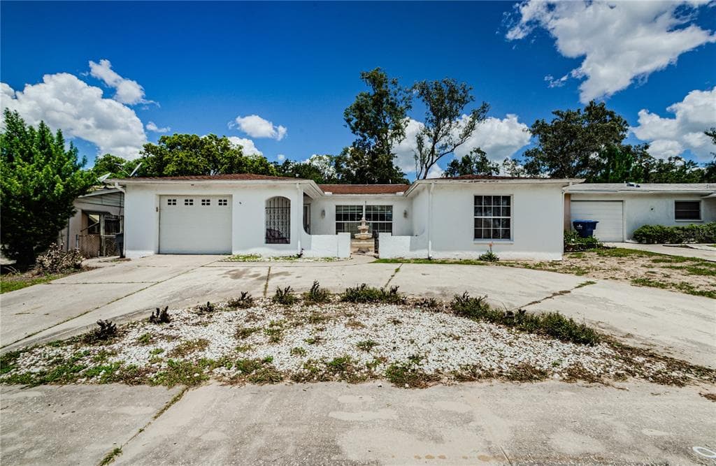 9935 WOODRIDGE COURT PORT RICHEY, FL 34668