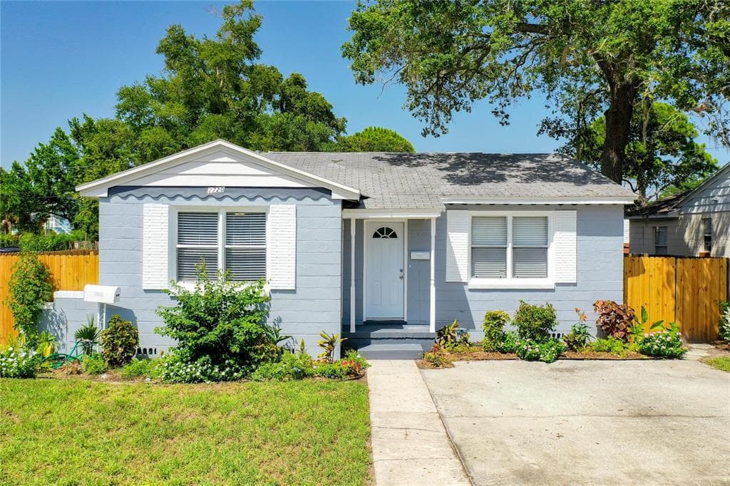 2720 EDWARDS AVENUE S ST PETERSBURG, FL 33705