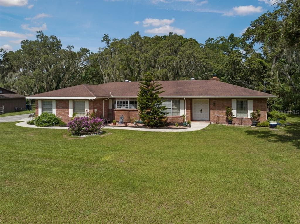 3607 RANCH ROAD VALRICO, FL 33596